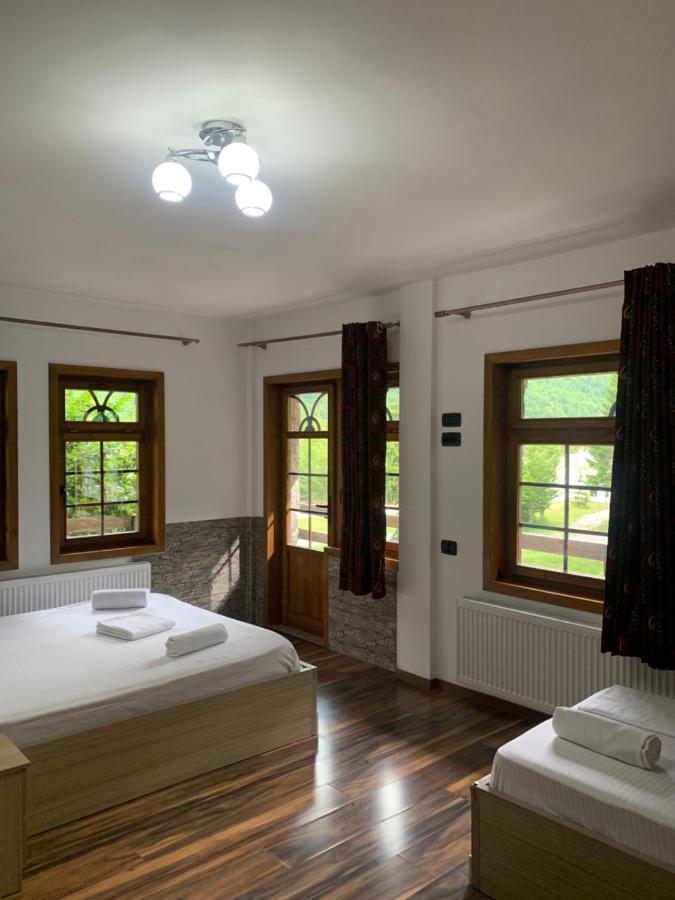 Fusha E Gjes Hotel Valbone Exterior photo